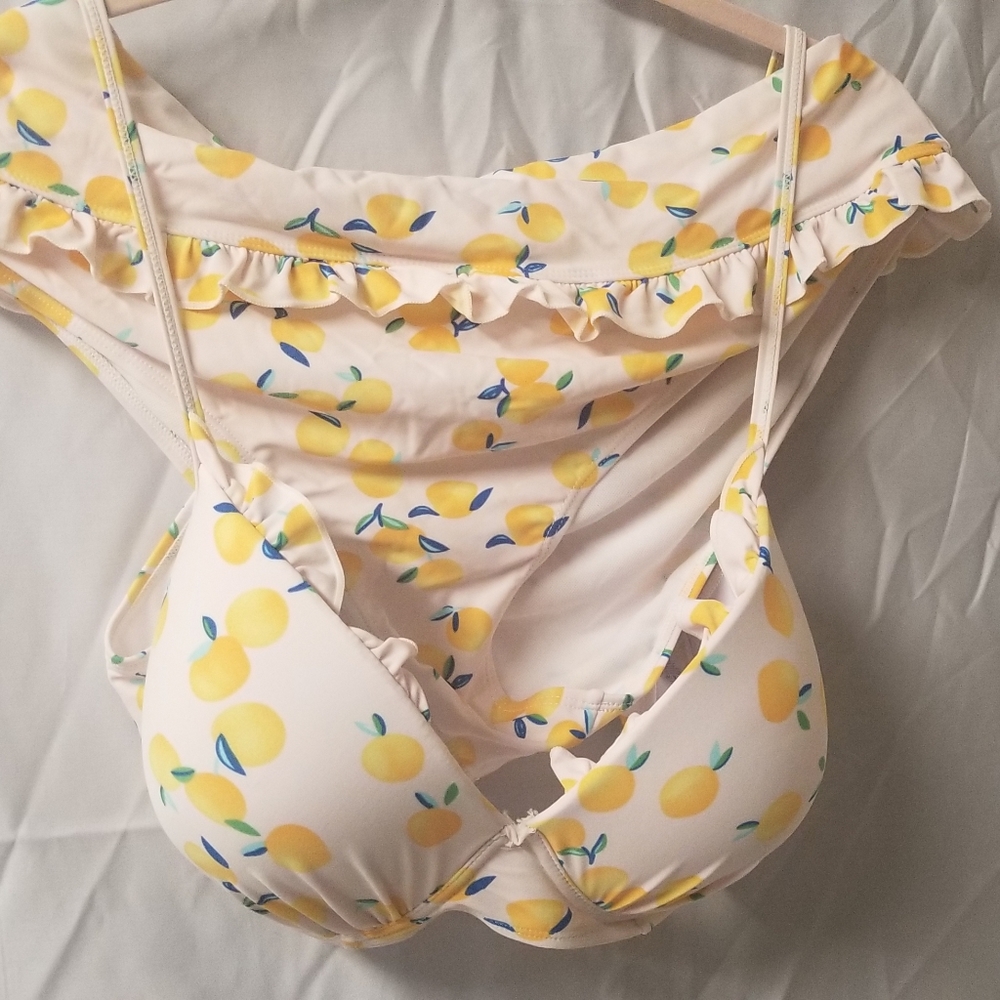Swim suit